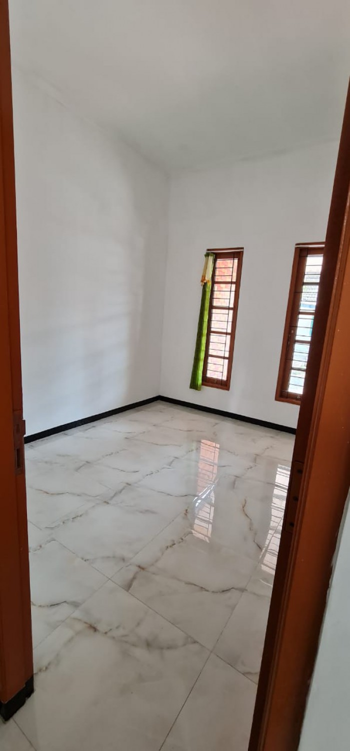 Rumah dijual di Taman Lembah Hijau Lippo Cikarang
